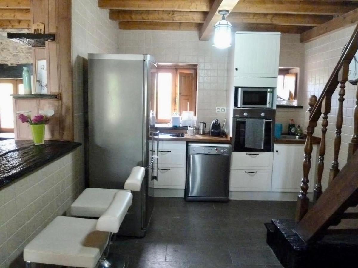トラバーダ Casita Feliz Entre Montanas Y Cerca Del Marヴィラ エクステリア 写真